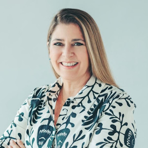 Speaker Cynthia BARZUNA