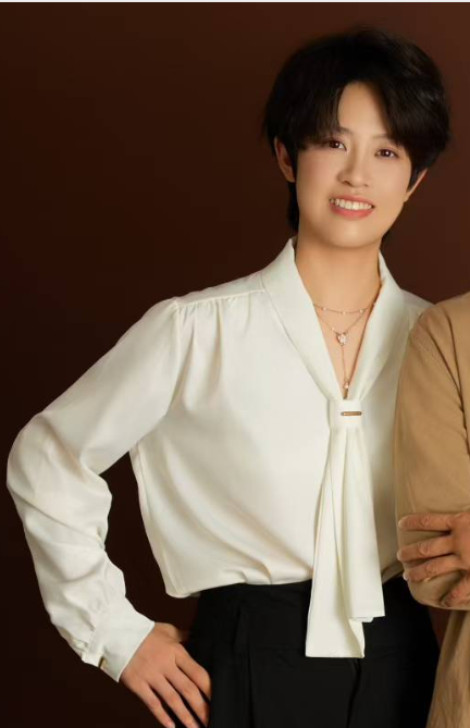Speaker Jianing GAO
