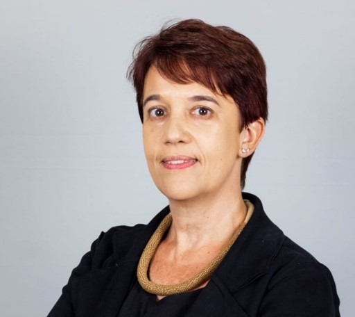 Speaker Letícia GUIMARãES