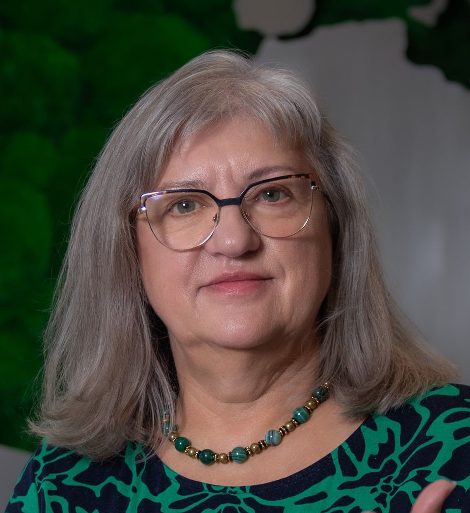 Speaker Katalin CZIPPAN