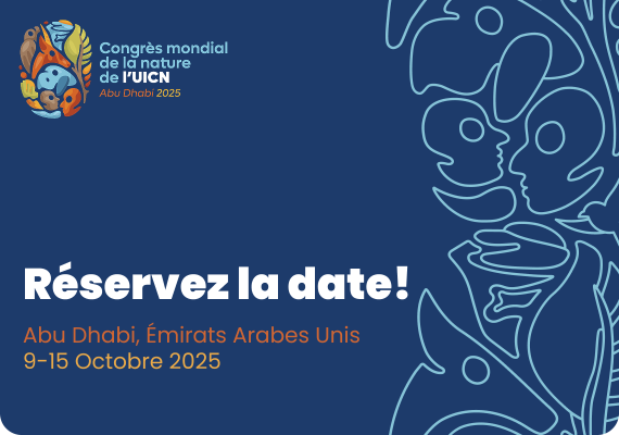 Logo du Congrès mondial de la nature de l'UICN Abu Dhabi 2025 dans le coin supérieur gauche. Le texte indique qu'il faut enregistrer la date du 9 au 15 octobre 2025.